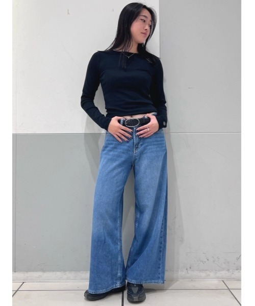 GAP（ギャップ）の「ミッドライズ ウルトラソフト バギーデニム（デニムパンツ・レディース・ブルー・24/27/25/26/23/30/29/28）」の18枚目の写真