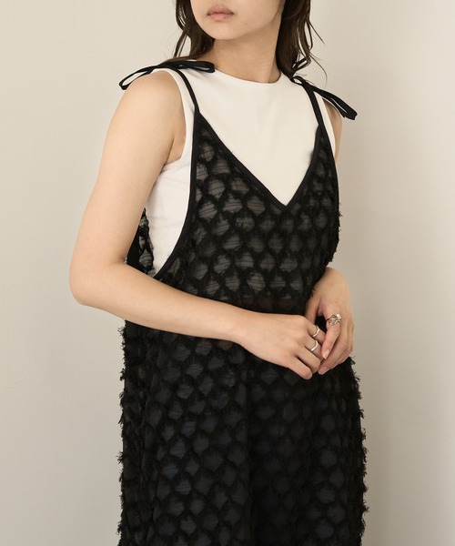 MAGASIN DE MODE Chou Chou(マガジンデモードシュシュ)の「【MAGASIN DE MODE Chou Chou】フリンジジャガードキャミワンピース trc※(ワンピース・レディース・ブラック/オフホワイト/ベージュ・FREE)」の10枚目の写真