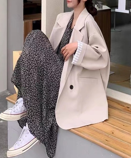 paravion（パラビオン）の「オーバーサイズジャケット（テーラードジャケット・レディース・オフホワイト/ブラック・FREE）」の6枚目の写真