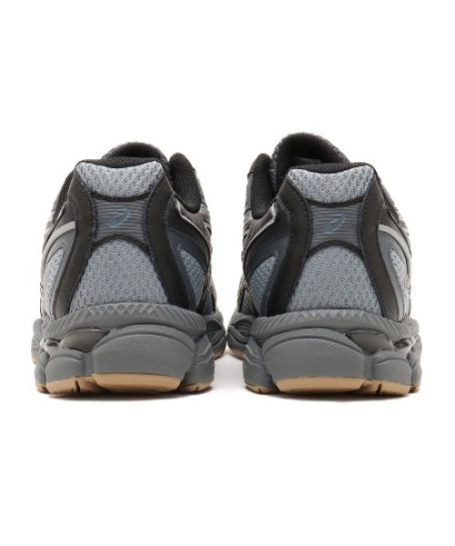 ASICS(アシックス)の「asics GEL-NYC 2055 / アシックス ゲル-エヌワイシー 2055(スニーカー・メンズ・グレー・25.5cm/26.0cm/26.5cm/27.0cm/27.5cm/28.0cm/28.5cm/29.0cm)」の3枚目の写真
