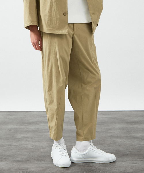 ABAHOUSE(アバハウス)の「【セットアップ対応】TUCK&DARTS ワイドテーパードパンツ(その他パンツ・メンズ・ブラック/ベージュ・46/48)」の14枚目の写真