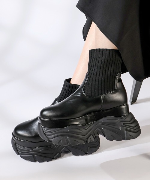 LOVEHUNTER（ラブハンター）の「+9.5cm 軽量厚底 ソックススニーカーブーツ（ブーツ・レディース・ブラック/ブラック系1/ブラック系2・M/L/LL/S）」の7枚目の写真