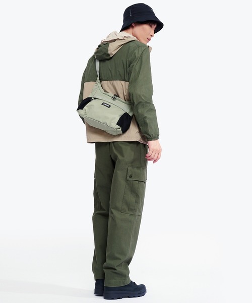 AIGLE（エーグル）の「撥水 コンパクト ミニショルダーバッグ（ショルダーバッグ・レディース・ブルー/ライトグリーン/ブラック・FREE）」の17枚目の写真