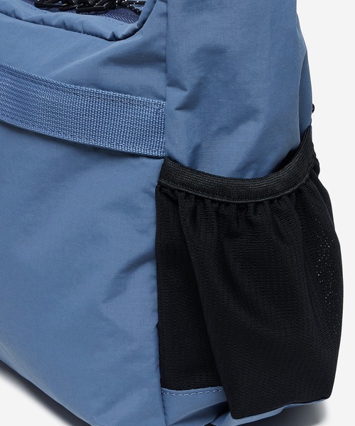 AIGLE（エーグル）の「撥水 コンパクト ミニショルダーバッグ（ショルダーバッグ・レディース・ブルー/ライトグリーン/ブラック・FREE）」の4枚目の写真