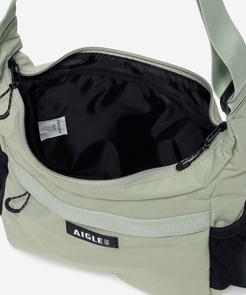 AIGLE（エーグル）の「撥水 コンパクト ミニショルダーバッグ（ショルダーバッグ・レディース・ブルー/ライトグリーン/ブラック・FREE）」の12枚目の写真