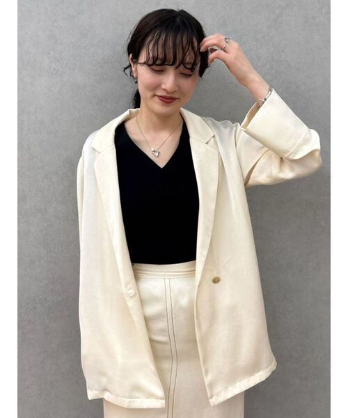 LAGUNAMOON(ラグナムーン)の「サテンオーバージャケット(テーラードジャケット・レディース・チャコールグレー/アイボリー・FREE)」の12枚目の写真