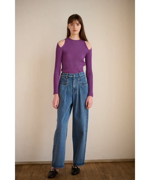 Estella.K(エステラケー)の「Elsa Mid Rise Loose Jean タックデニムパンツ(デニムパンツ・レディース・ネイビー/ブルー・SMALL/MEDIUM)」の11枚目の写真