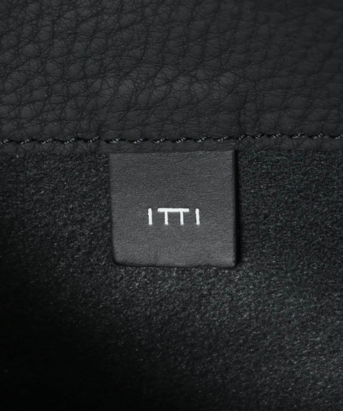 ITTI（イッチ）の「ITTI　MARY SHOULDER - PM（ショルダーバッグ・メンズ・ブラック/ベージュ系その他・FREE）」の8枚目の写真