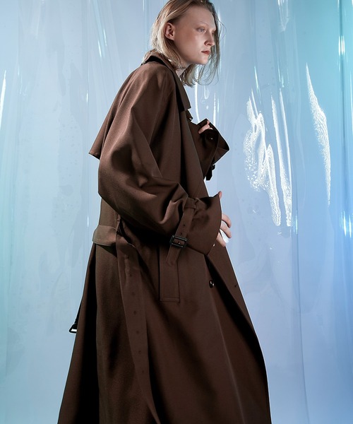 ENDER PRODUCTS（エンダープロダクツ）の「スタプレ オーバーヨークワイドトレンチコート【ENDER PRODUCTS/エンダープロダクツ】（トレンチコート・メンズ・グレイッシュベージュ/ブラウン・L/M）」の2枚目の写真