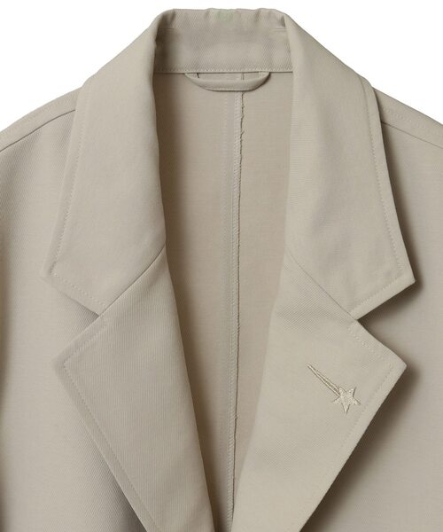 CONVERSE TOKYO（コンバーストウキョウ）の「MACARON CALZE RELAXED FIT JACKET（テーラードジャケット・レディース・ベージュ/ネイビー/チャコールグレー・SMALL/MEDIUM）」の6枚目の写真