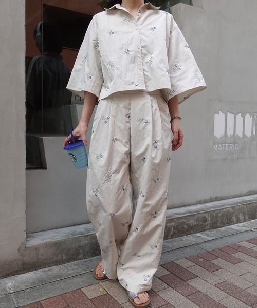Argue Culture 刺繍 ビジュー おしゃれ タックパンツ スラックス org.jpg
