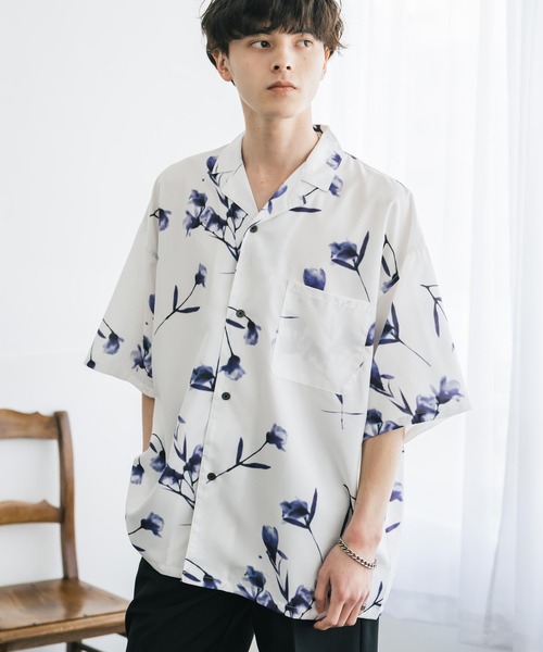Rocky Monroe(ロッキーモンロー)の「接触冷感 オーバーサイズ 花柄 ペイズリー柄 グラフィック柄 総柄開襟アロハシャツ(シャツ/ブラウス・メンズ・ブラック/ホワイト系/ホワイト系1/ホワイト系2/ダークグリーン/ホワイト系3/ネイビー/ブラック系/ホワイト/ホワイト系4/ブラック系1・M/L/XL)」の2枚目の写真