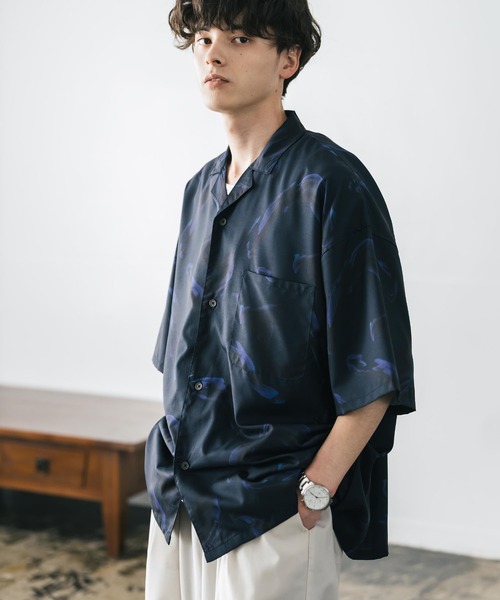 Rocky Monroe(ロッキーモンロー)の「接触冷感 オーバーサイズ 花柄 ペイズリー柄 グラフィック柄 総柄開襟アロハシャツ(シャツ/ブラウス・メンズ・ブラック/ホワイト系/ホワイト系1/ホワイト系2/ダークグリーン/ホワイト系3/ネイビー/ブラック系/ホワイト/ホワイト系4/ブラック系1・M/L/XL)」の13枚目の写真