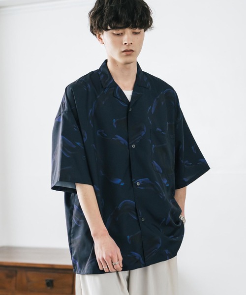 Rocky Monroe(ロッキーモンロー)の「接触冷感 オーバーサイズ 花柄 ペイズリー柄 グラフィック柄 総柄開襟アロハシャツ(シャツ/ブラウス・メンズ・ブラック/ホワイト系/ホワイト系1/ホワイト系2/ダークグリーン/ホワイト系3/ネイビー/ブラック系/ホワイト/ホワイト系4/ブラック系1・M/L/XL)」の14枚目の写真