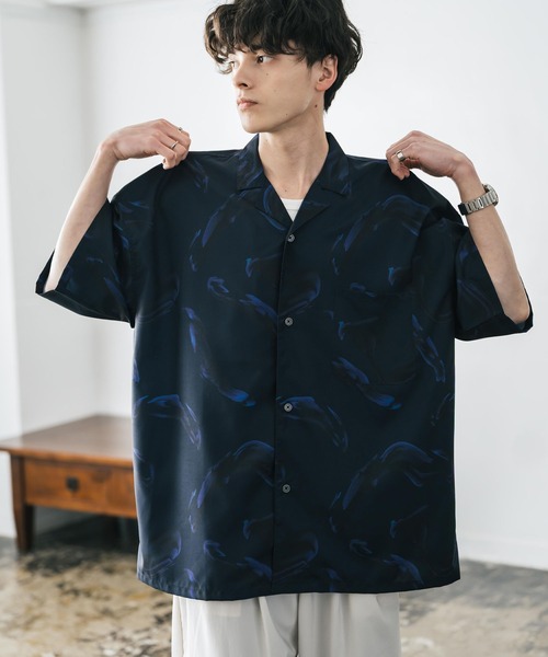 Rocky Monroe(ロッキーモンロー)の「接触冷感 オーバーサイズ 花柄 ペイズリー柄 グラフィック柄 総柄開襟アロハシャツ(シャツ/ブラウス・メンズ・ブラック/ホワイト系/ホワイト系1/ホワイト系2/ダークグリーン/ホワイト系3/ネイビー/ブラック系/ホワイト/ホワイト系4/ブラック系1・M/L/XL)」の15枚目の写真