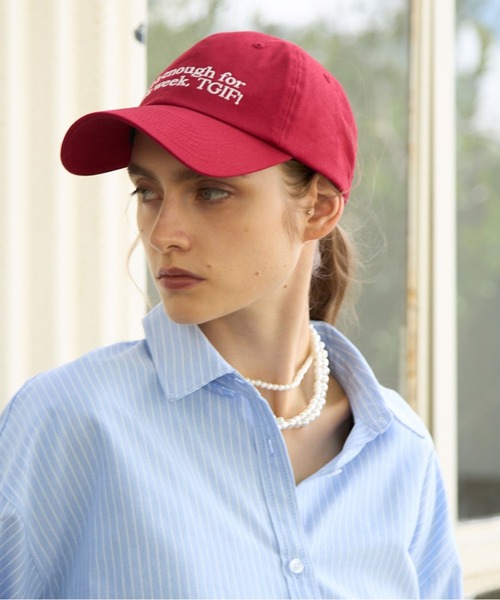 COLONY 2139（コロニートゥーワンスリーナイン）の「メッセージ刺繍キャップ（キャップ・レディース・ブラック/ブラウン/グリーン/レッド・FREE）」の4枚目の写真