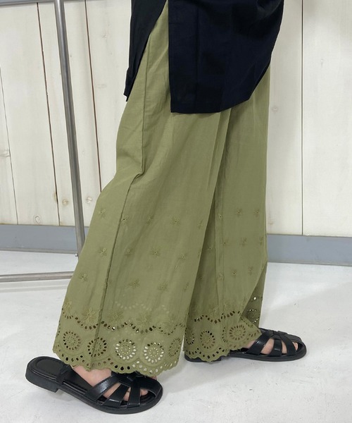 CRB（シーアールビー）の「スカラップレースペチパンツ（その他パンツ・レディース・ブラック/カーキ/オフホワイト/ブラウン・F）」の10枚目の写真