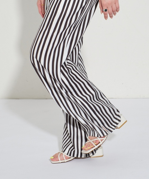 LE TALON（ルタロン）の「GRISE3.5cmクロスメタルストリングサンダル（サンダル・レディース・ブラック系その他/アイボリー/ブラウン・SMALL/MEDIUM/LARGE/X-LARGE）」の15枚目の写真