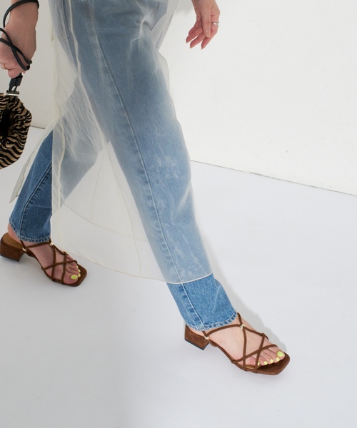 LE TALON（ルタロン）の「GRISE3.5cmクロスメタルストリングサンダル（サンダル・レディース・ブラック系その他/アイボリー/ブラウン・SMALL/MEDIUM/LARGE/X-LARGE）」の20枚目の写真