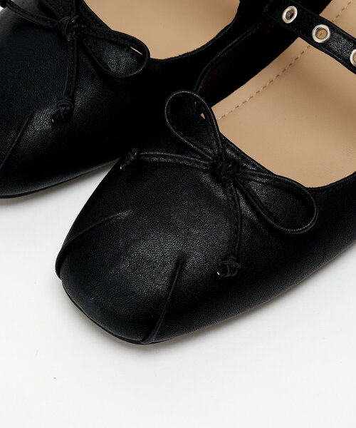 CIAOPANIC（チャオパニック）の「ダブルストラップリボンパンプス（パンプス・レディース・ブラウン/ブラック・37/38/39/36）」の5枚目の写真
