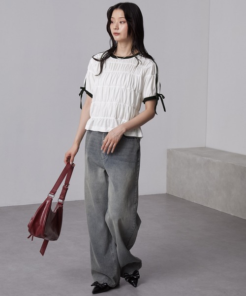 nui nullu(ヌイヌル)の「【nui nullu】袖サイドライン&リボン シャーリング リンガーTシャツ(Tシャツ/カットソー・レディース・オフホワイト/ブラック/サックスブルー/チャコール・FREE)」の11枚目の写真