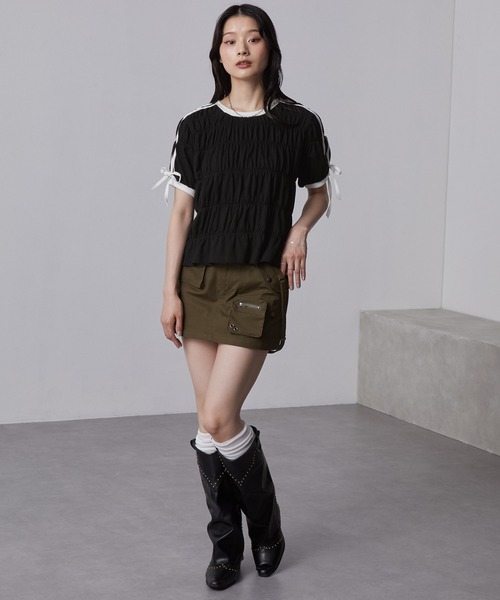 nui nullu(ヌイヌル)の「【nui nullu】袖サイドライン&リボン シャーリング リンガーTシャツ(Tシャツ/カットソー・レディース・オフホワイト/ブラック/サックスブルー/チャコール・FREE)」の17枚目の写真