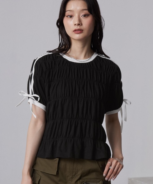 nui nullu(ヌイヌル)の「【nui nullu】袖サイドライン&リボン シャーリング リンガーTシャツ(Tシャツ/カットソー・レディース・オフホワイト/ブラック/サックスブルー/チャコール・FREE)」の18枚目の写真
