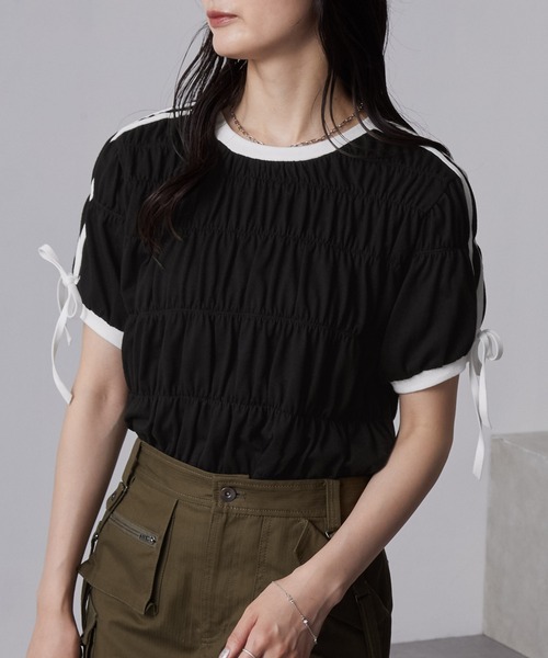 nui nullu(ヌイヌル)の「【nui nullu】袖サイドライン&リボン シャーリング リンガーTシャツ(Tシャツ/カットソー・レディース・オフホワイト/ブラック/サックスブルー/チャコール・FREE)」の19枚目の写真