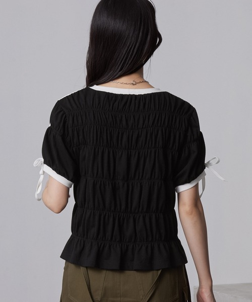 nui nullu(ヌイヌル)の「【nui nullu】袖サイドライン&リボン シャーリング リンガーTシャツ(Tシャツ/カットソー・レディース・オフホワイト/ブラック/サックスブルー/チャコール・FREE)」の22枚目の写真