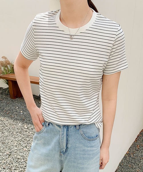BANICO（バニコ）の「細ボーダーフィットTシャツ (SS)（Tシャツ/カットソー・レディース・ブラック/ホワイト/ダークグレー・LARGE/MEDIUM）」の11枚目の写真