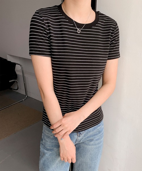 BANICO（バニコ）の「細ボーダーフィットTシャツ (SS)（Tシャツ/カットソー・レディース・ブラック/ホワイト/ダークグレー・LARGE/MEDIUM）」の15枚目の写真