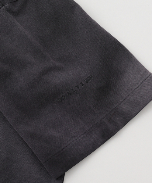 1017 ALYX 9SM(アリクス)の「1017 ALYX 9SM / テンセブンティーン アリクス ナインエスエム GARMENT DYE TEE(Tシャツ/カットソー・メンズ・ブラック/ブラウン・MEDIUM/SMALL)」の9枚目の写真