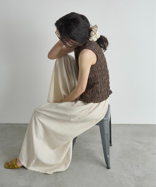 THE YOn(ザヨン)の「シュシュセットリネンMIXワイドフレアパンツ(その他パンツ・レディース・アイボリー/ブラック/マスタード・FREE)」の20枚目の写真