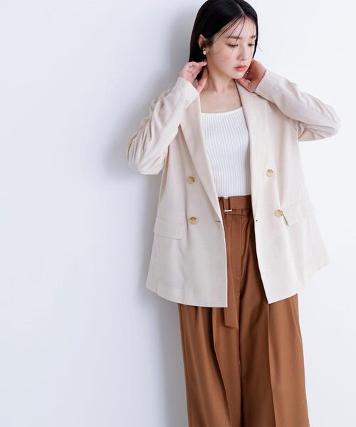 NATURAL BEAUTY BASIC(ナチュラルビューティーベーシック)の「◇【Oggi掲載】ライトボクシーダブルジャケット(テーラードジャケット・レディース・キャメル/ベージュ/ネイビー・SMALL/MEDIUM)」の2枚目の写真