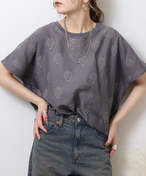 FUNALIVE(ファンアライブ)の「LITTLE MARKET 刺繍 4分袖プルオーバー(Tシャツ/カットソー・レディース・イエロー系1/イエロー/イエロー系3/アイボリー系1/グレー系1/イエロー系6/アイボリー系5/アイボリー系4/アイボリー系3/アイボリー系2/グレー系4/グレー系3/グレー系2/アイボリー/イエロー系2/グレー・FREE)」の6枚目の写真