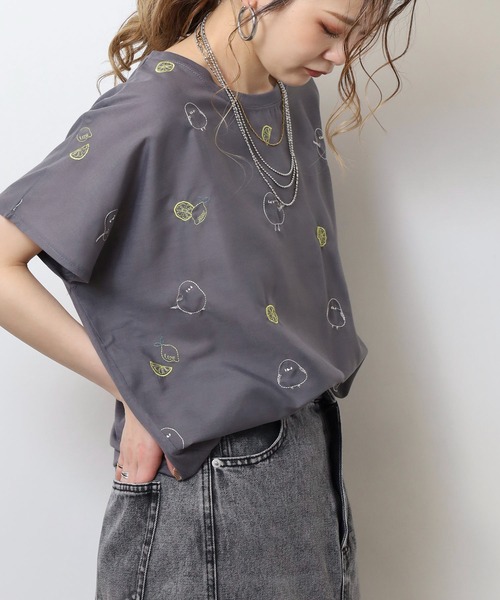 FUNALIVE(ファンアライブ)の「LITTLE MARKET 刺繍 4分袖プルオーバー(Tシャツ/カットソー・レディース・イエロー系1/イエロー/イエロー系3/アイボリー系1/グレー系1/イエロー系6/アイボリー系5/アイボリー系4/アイボリー系3/アイボリー系2/グレー系4/グレー系3/グレー系2/アイボリー/イエロー系2/グレー・FREE)」の17枚目の写真