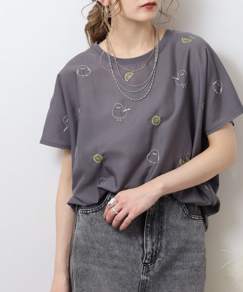 FUNALIVE(ファンアライブ)の「LITTLE MARKET 刺繍 4分袖プルオーバー(Tシャツ/カットソー・レディース・イエロー系1/イエロー/イエロー系3/アイボリー系1/グレー系1/イエロー系6/アイボリー系5/アイボリー系4/アイボリー系3/アイボリー系2/グレー系4/グレー系3/グレー系2/アイボリー/イエロー系2/グレー・FREE)」の18枚目の写真