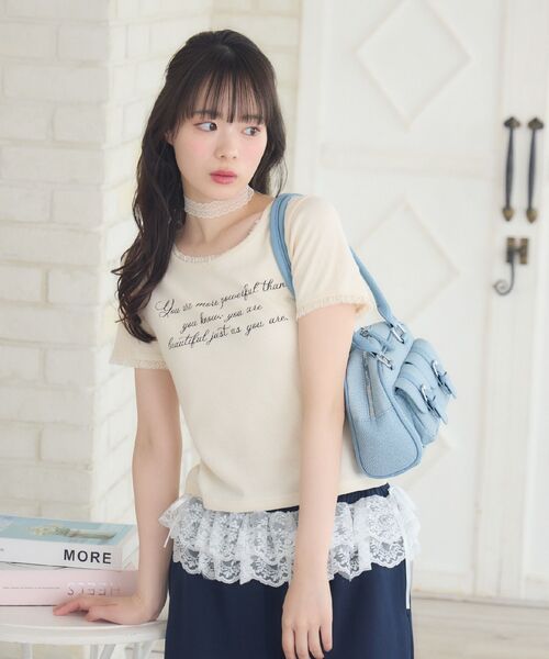 ems excite(エムズエキサイト)の「レースチョーカー付きロゴTEE(Tシャツ/カットソー・レディース・チャコールグレー/ナチュラル/ブラウン・FREE)」の7枚目の写真