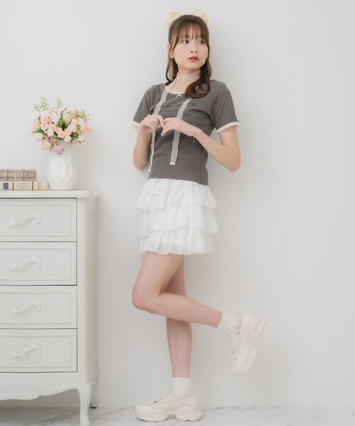 ems excite(エムズエキサイト)の「レースチョーカー付きロゴTEE(Tシャツ/カットソー・レディース・チャコールグレー/ナチュラル/ブラウン・FREE)」の21枚目の写真