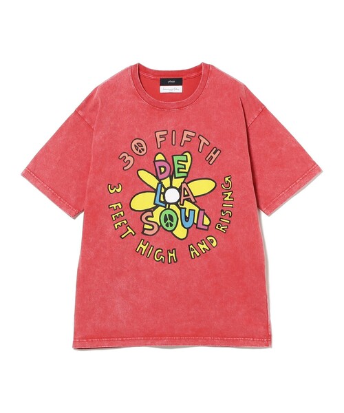 International Gallery BEAMS（インターナショナルギャラリービームス）の「【別注】U/MUSIC × IG / UNDERSONG De La Soul グラフィック Tシャツ ②（Tシャツ/カットソー・メンズ・レッド/ブラウン・S/M/L）」の7枚目の写真