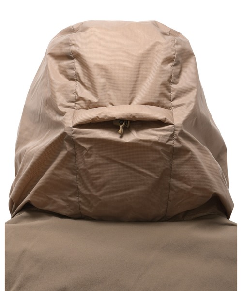 F.C.Real Bristol（エフシーレアルブリストル）の「FIELD DOWN PARKA（ダウンジャケット/コート・メンズ・ベージュ/ブラック/セージグリーン・X-LARGE/LARGE/MEDIUM/SMALL/XX-LARGE）」の11枚目の写真