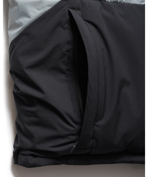 F.C.Real Bristol（エフシーレアルブリストル）の「FIELD DOWN PARKA（ダウンジャケット/コート・メンズ・ベージュ/ブラック/セージグリーン・X-LARGE/LARGE/MEDIUM/SMALL/XX-LARGE）」の19枚目の写真