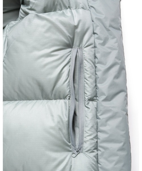 F.C.Real Bristol（エフシーレアルブリストル）の「FIELD DOWN PARKA（ダウンジャケット/コート・メンズ・ベージュ/ブラック/セージグリーン・X-LARGE/LARGE/MEDIUM/SMALL/XX-LARGE）」の20枚目の写真