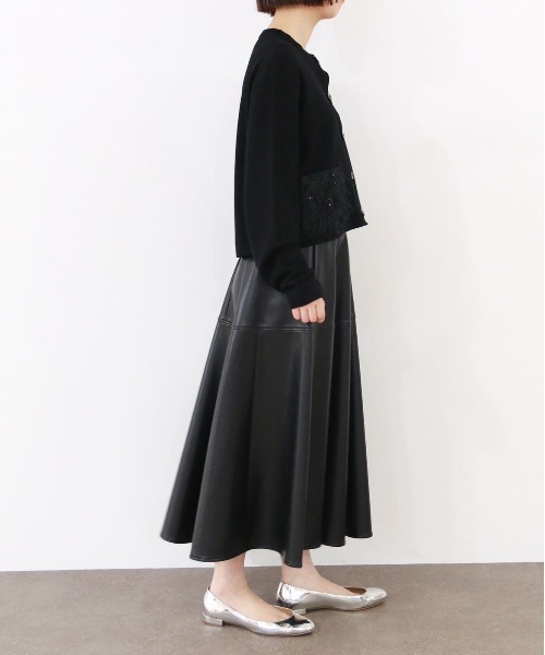 Marilyn Moon(マリリンムーン)の「【SOI-MeME】sheer fringe cocoon cardigan(カーディガン/ボレロ・レディース・チャコール/アイボリー/ブラック・FREE)」の17枚目の写真