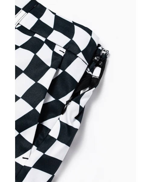 DEVEREUX GOLF（デヴァローゴルフ）の「DVRX Deform Checker Pleatedスカート（スカート・レディース・ホワイト×ブルー/ホワイト×ブラック・MEDIUM/SMALL）」の13枚目の写真