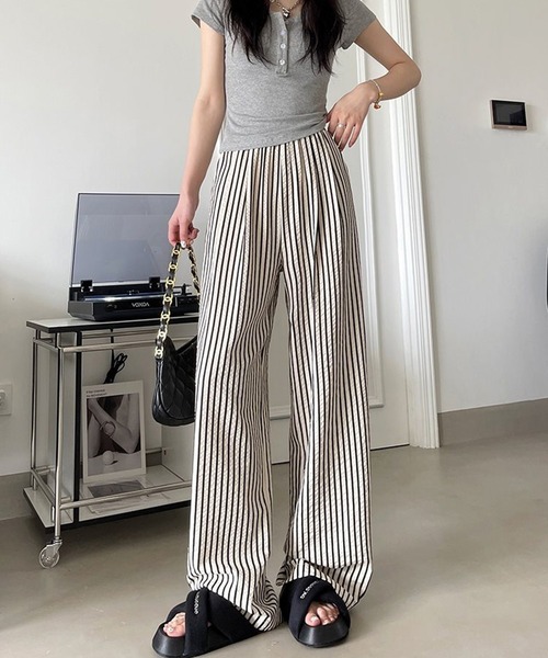 by LEGNA(バイレグナ)の「ストライプセミワイドイージーパンツ(その他パンツ・レディース・ブラック×ホワイト/ブラック/ブラック×グレー/ホワイト×ブラック・X-LARGE/LARGE/MEDIUM)」の22枚目の写真