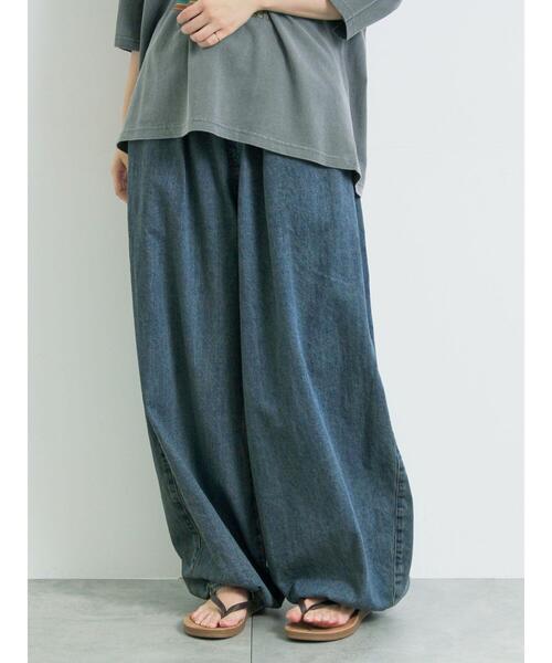 SM2（エスエムツー）の「デニム/ツイル裾タックバレルパンツ（その他パンツ・レディース・カーキ/ベージュ/ブルー・L/M）」の10枚目の写真