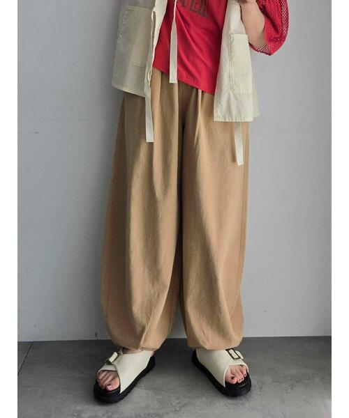 SM2（エスエムツー）の「デニム/ツイル裾タックバレルパンツ（その他パンツ・レディース・カーキ/ベージュ/ブルー・L/M）」の22枚目の写真