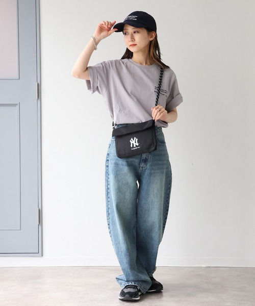 MLB（メジャーリーグベースボール）の「【MLB/メジャーリーグベースボール】コンパクト フラップミニショルダー/ポーチ（ショルダーバッグ・メンズ・ブラック系1/ブラック系2/ブラック系3・FREE）」の12枚目の写真