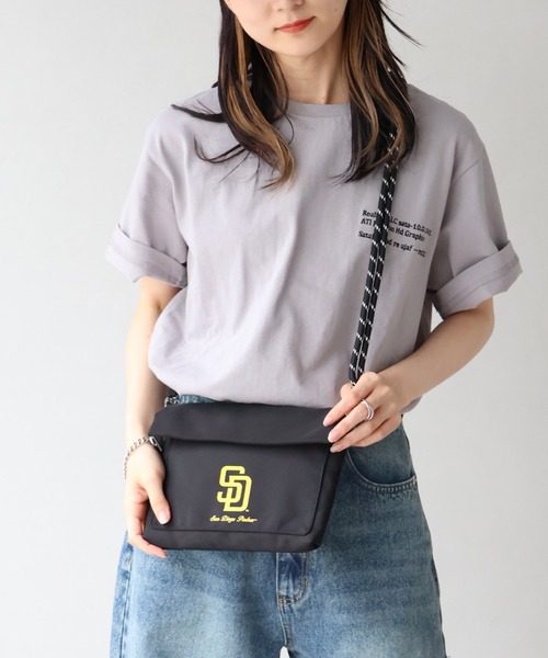 MLB（メジャーリーグベースボール）の「【MLB/メジャーリーグベースボール】コンパクト フラップミニショルダー/ポーチ（ショルダーバッグ・メンズ・ブラック系1/ブラック系2/ブラック系3・FREE）」の19枚目の写真